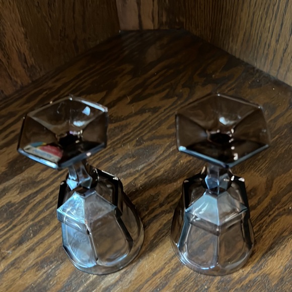 Vintage 1970’s Fostoria Virginia Smoke Cordial Glasses. Set of Two. - Picture 4 of 4